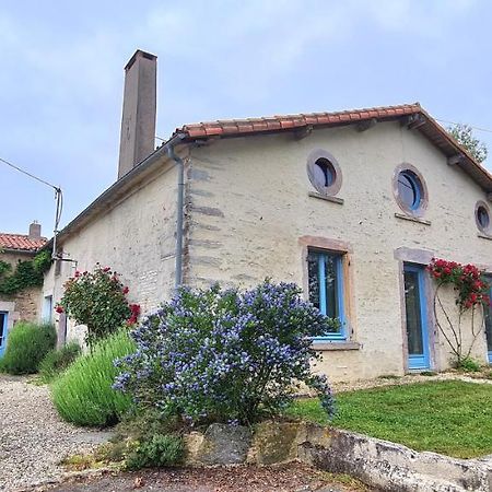 הוילה Saint-Pierre-du-Chemin Le Terrier Maison De Campagne 250 M2 Grande Capacite 20 Couchages, 4500M2 De Terrain מראה חיצוני תמונה