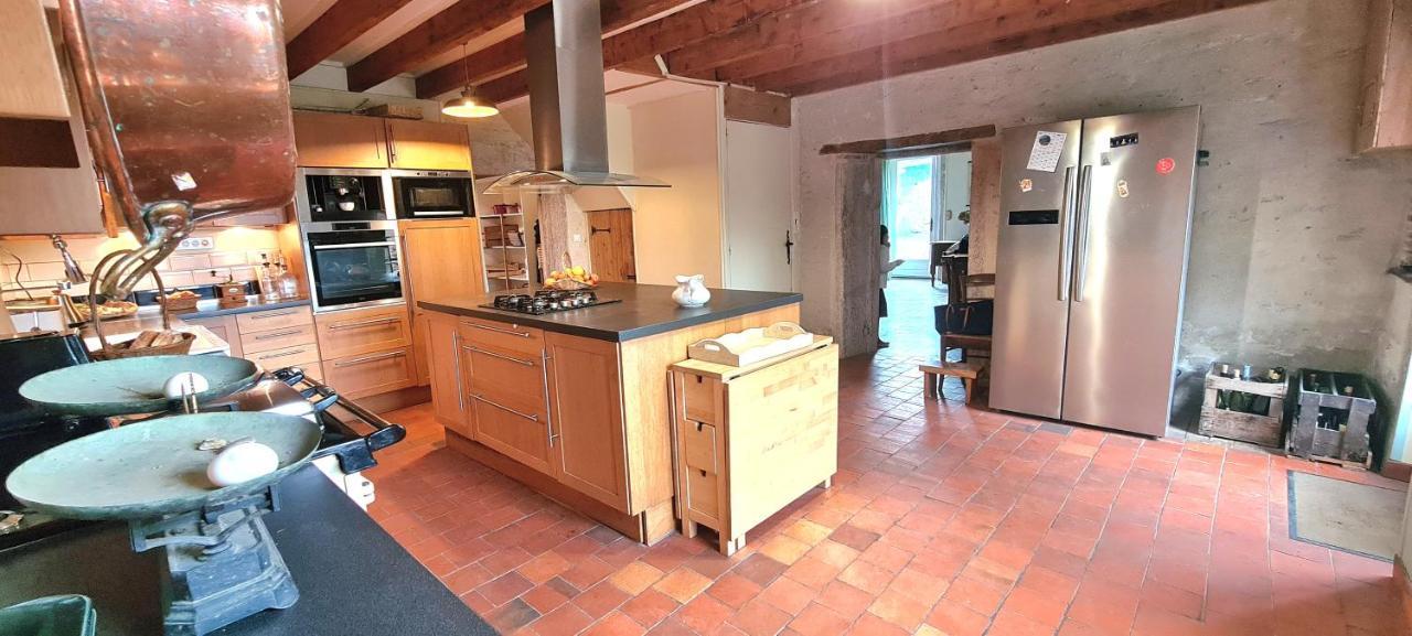 הוילה Saint-Pierre-du-Chemin Le Terrier Maison De Campagne 250 M2 Grande Capacite 20 Couchages, 4500M2 De Terrain מראה חיצוני תמונה