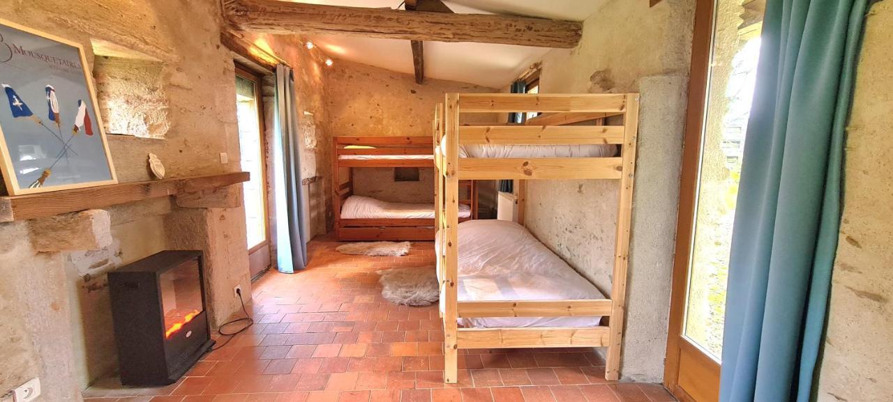 הוילה Saint-Pierre-du-Chemin Le Terrier Maison De Campagne 250 M2 Grande Capacite 20 Couchages, 4500M2 De Terrain מראה חיצוני תמונה