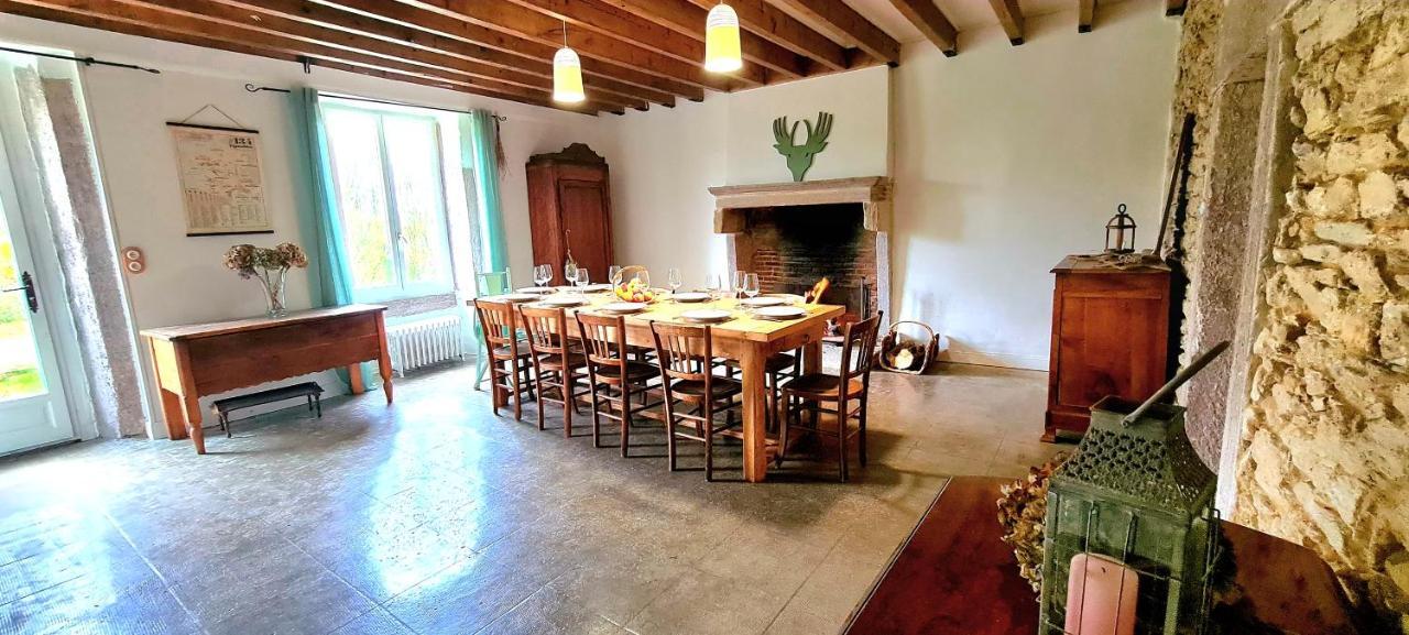 הוילה Saint-Pierre-du-Chemin Le Terrier Maison De Campagne 250 M2 Grande Capacite 20 Couchages, 4500M2 De Terrain מראה חיצוני תמונה