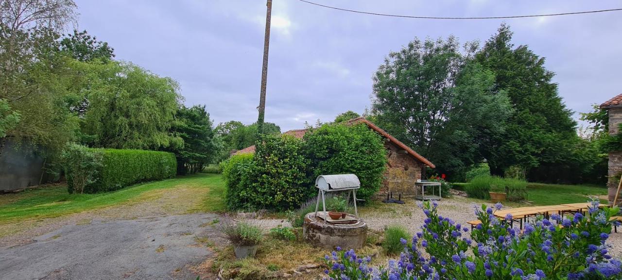 הוילה Saint-Pierre-du-Chemin Le Terrier Maison De Campagne 250 M2 Grande Capacite 20 Couchages, 4500M2 De Terrain מראה חיצוני תמונה