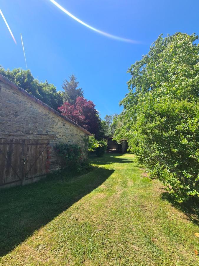 הוילה Saint-Pierre-du-Chemin Le Terrier Maison De Campagne 250 M2 Grande Capacite 20 Couchages, 4500M2 De Terrain מראה חיצוני תמונה