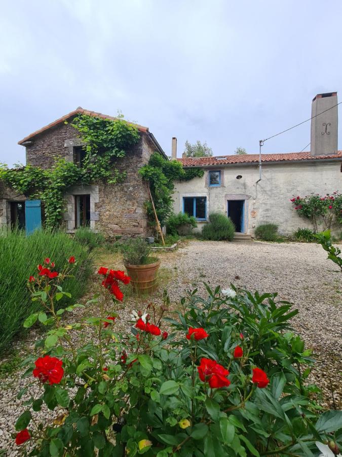 הוילה Saint-Pierre-du-Chemin Le Terrier Maison De Campagne 250 M2 Grande Capacite 20 Couchages, 4500M2 De Terrain מראה חיצוני תמונה